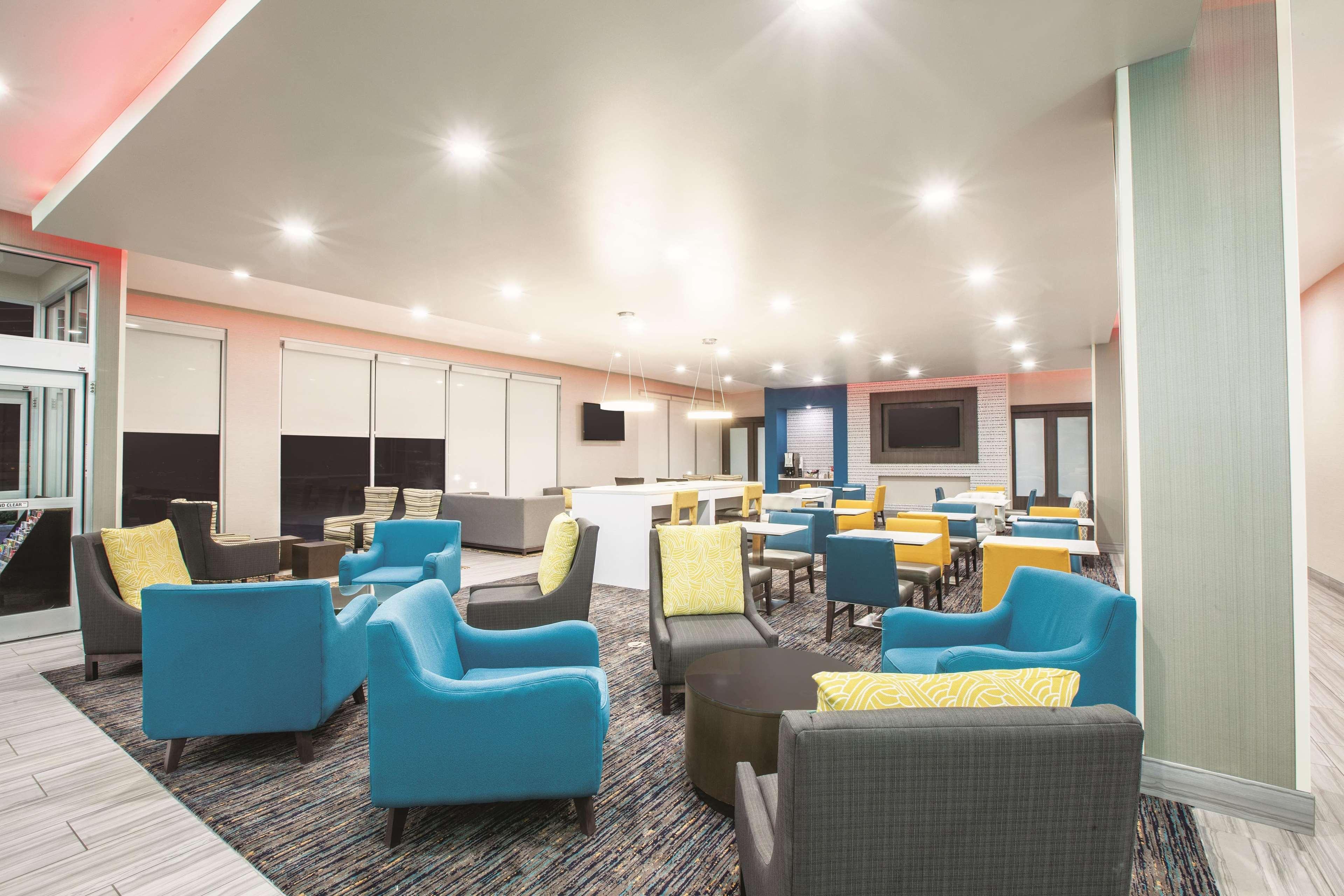 La Quinta By Wyndham Tulsa Broken Arrow Hotell Exteriör bild