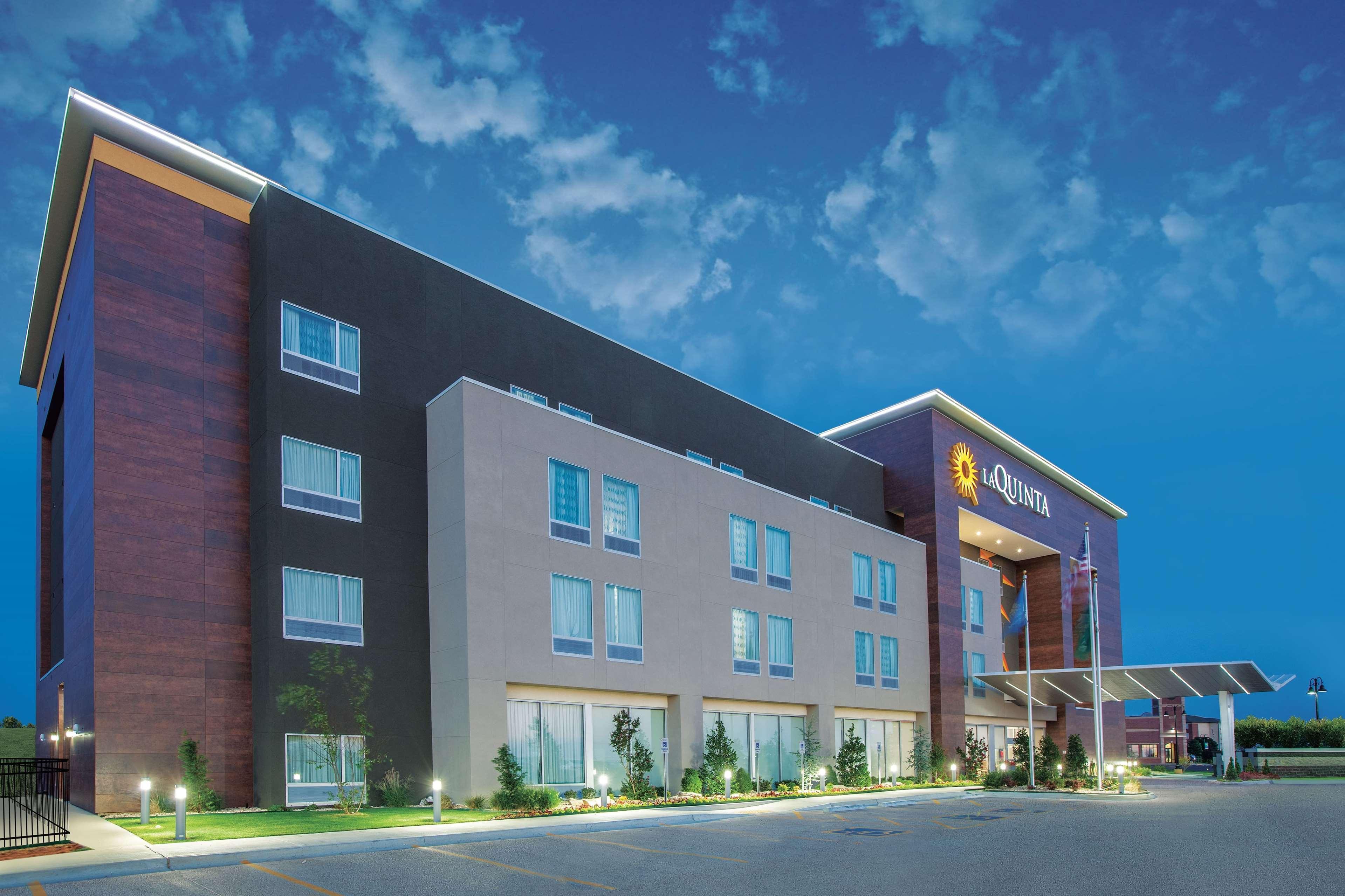 La Quinta By Wyndham Tulsa Broken Arrow Hotell Exteriör bild